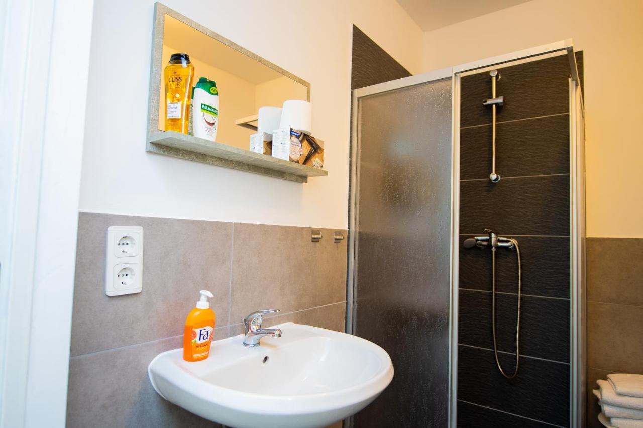 Modern Living Studio Kueche Netflix Inklusive Top Lage Nürnberg Dış mekan fotoğraf