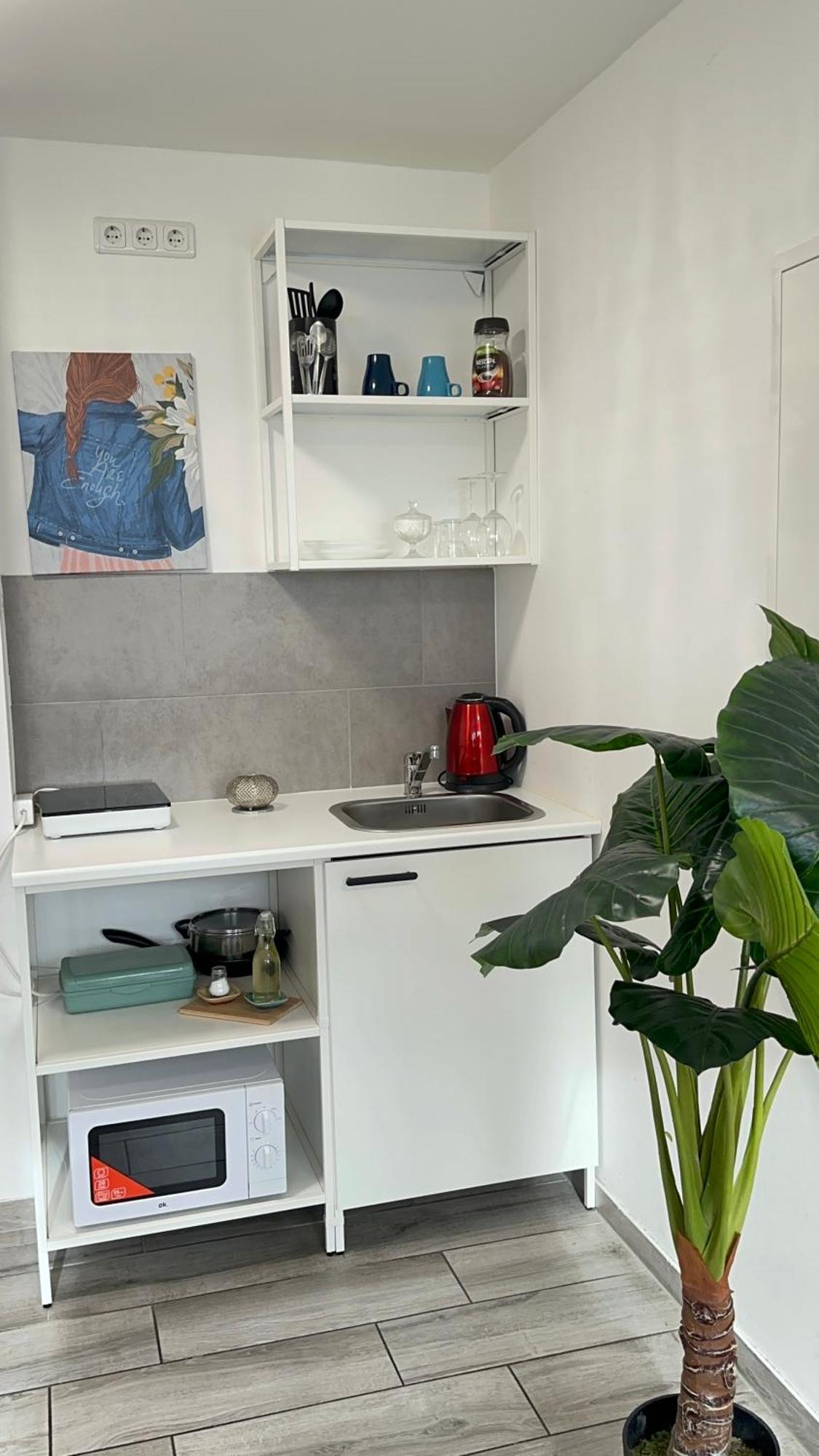 Modern Living Studio Kueche Netflix Inklusive Top Lage Nürnberg Dış mekan fotoğraf
