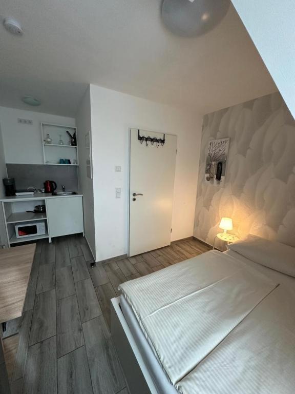 Modern Living Studio Kueche Netflix Inklusive Top Lage Nürnberg Dış mekan fotoğraf